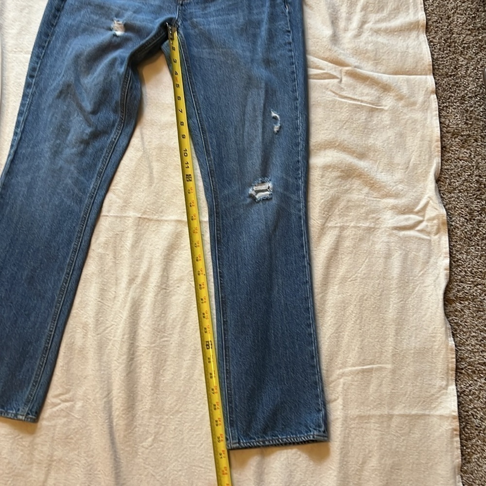 J Crew Matchstick Distressed Jeans. Size 31. - Picture 10 of 14